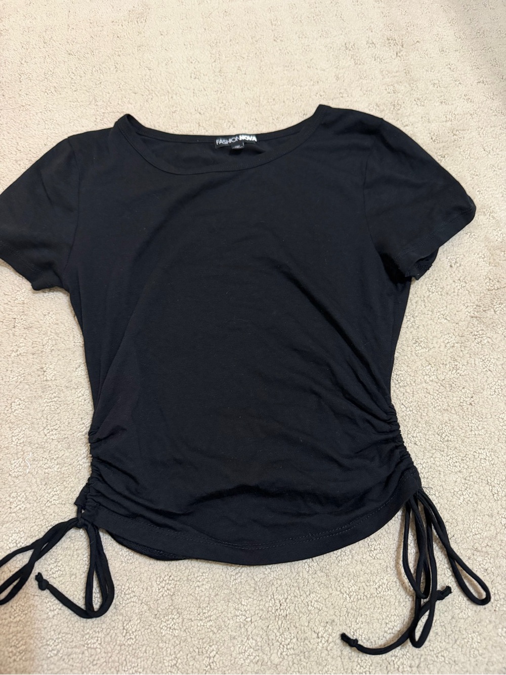 Fashion Nova Black Short Sleeve Ruched Side Tie Tee